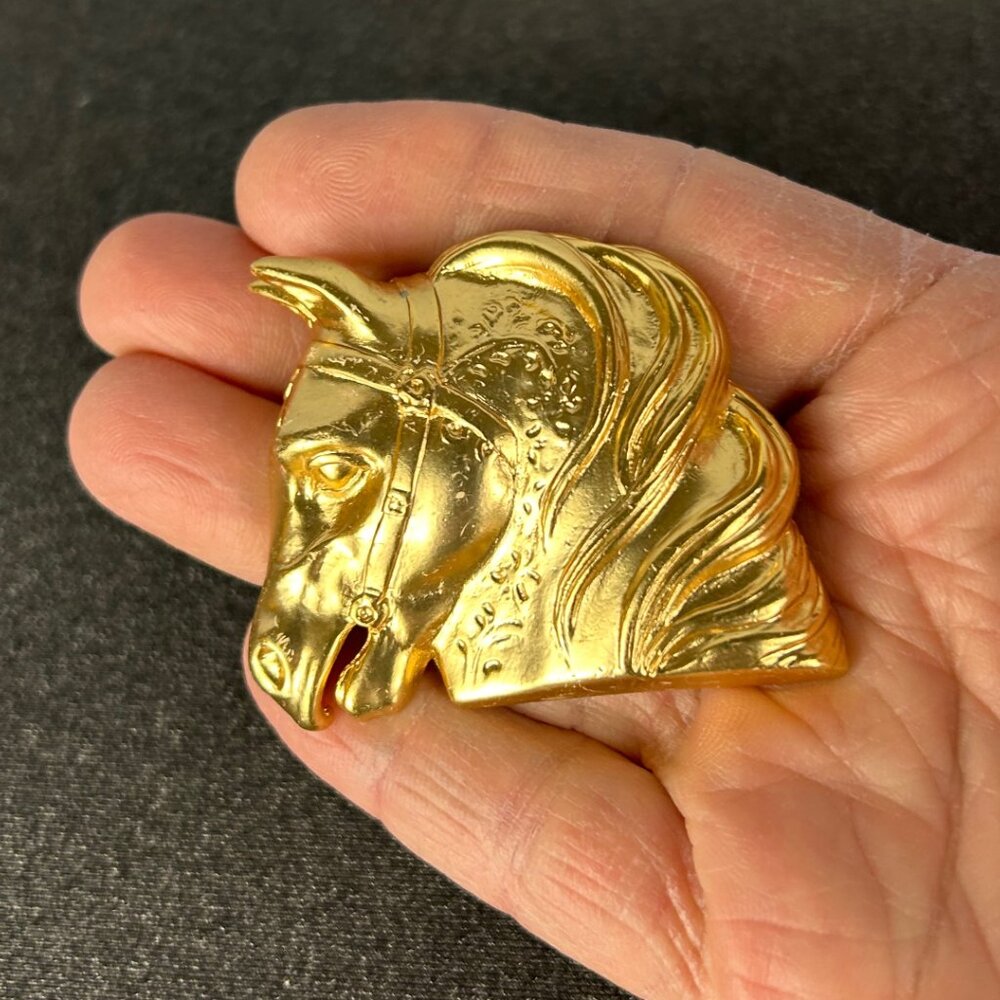 Doreen Ryan Unsigned Vintage Brooch Gold Tone Horse with Flowing Mane Large 90’s